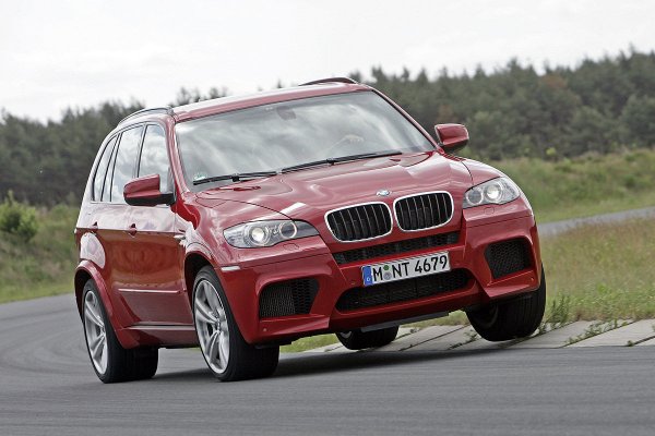 BMW X5 M (2010 г., 4,4 л, 555 к.с.) - 15,5 л/100 км